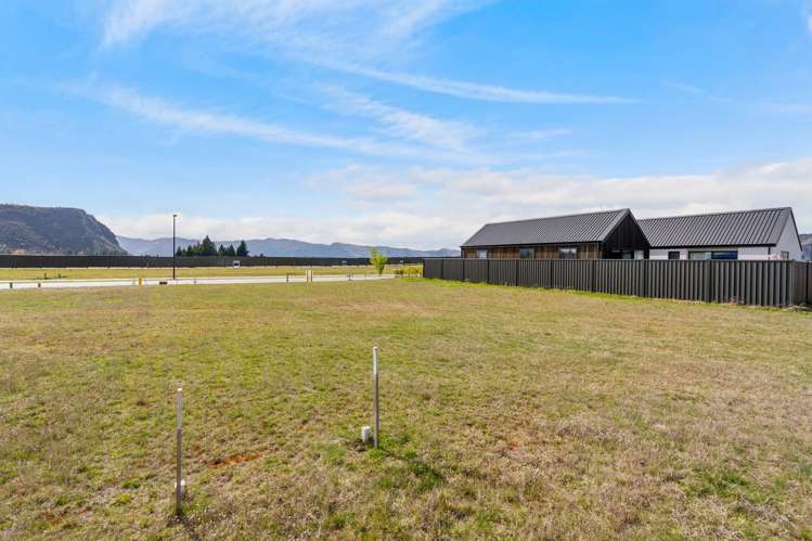 49 Doug Ledgerwood Drive Wanaka_6