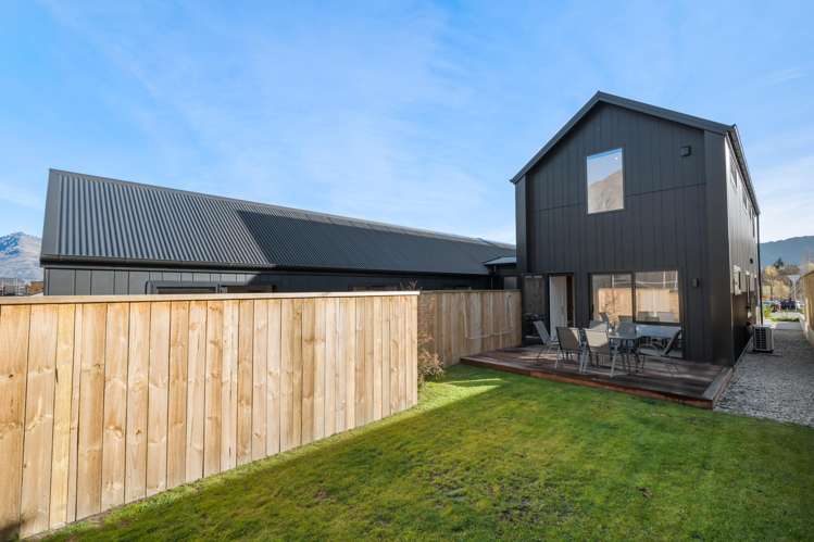 11 Flax Street, Hanley's Farm Jacks Point_23