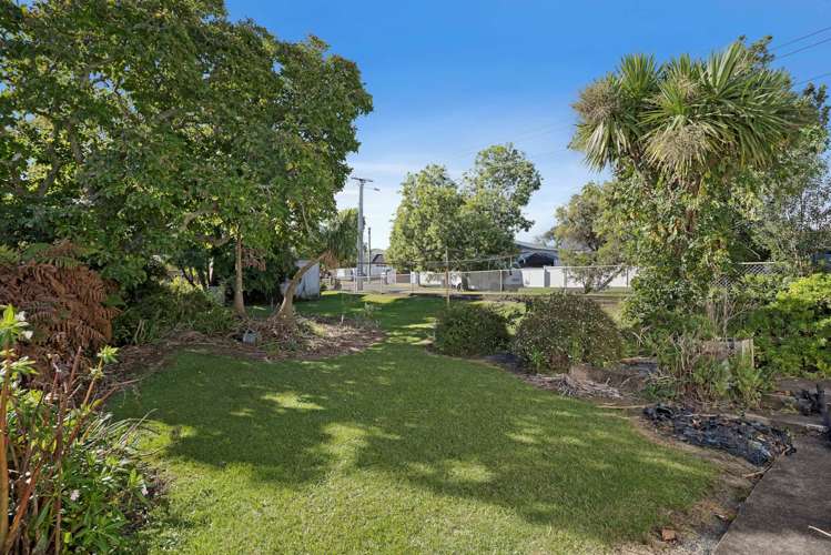 57 Smale Street Point Chevalier_6