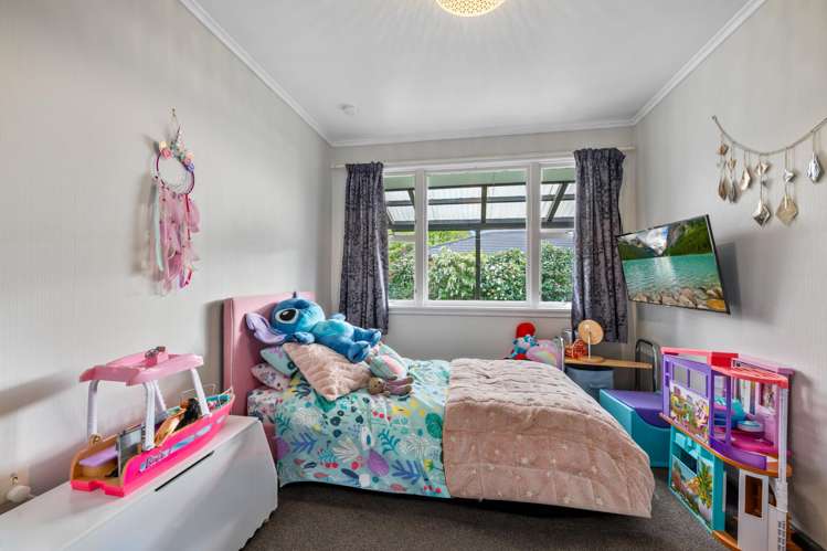 34 and 34A Lakings Road Springlands_6