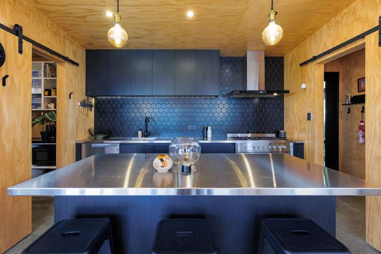 1424 Queen Charlotte Drive Anakiwa and Surrounds_6