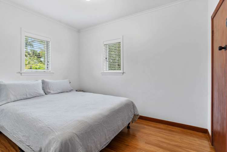 29 Rambler Crescent Beach Haven_6