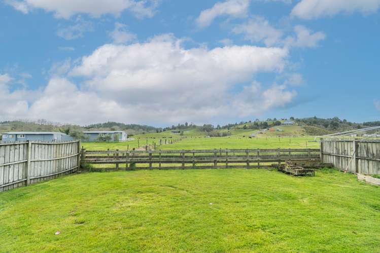 31 Valley Road Hikurangi_14