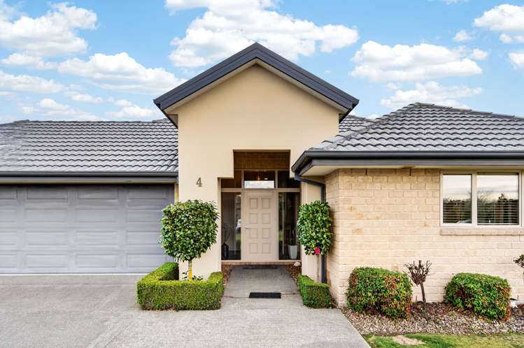 4 Sheridan Drive_4