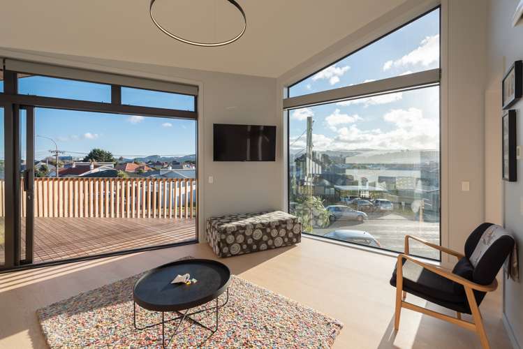 64 Ira Street Miramar_13