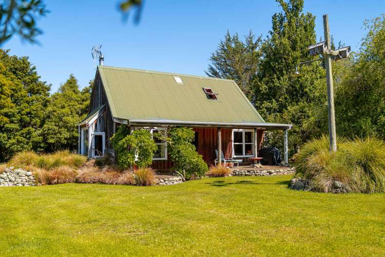 27 Tararua Drive Upper Plain_0