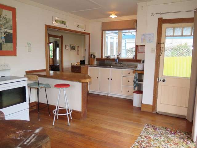 30 James Street Raglan_1