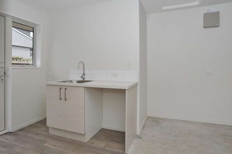 1/407 Main North Road Redwood_11