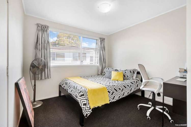 75 Glenvar Road Torbay_11