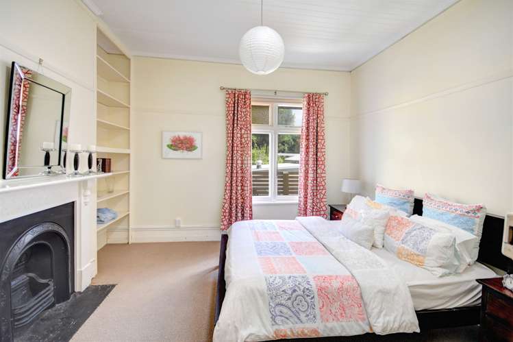 206 North Road North East Valley_9