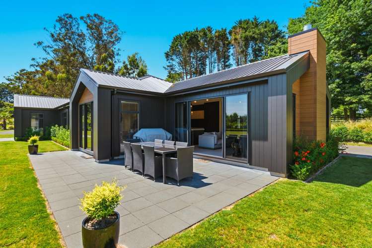 139 Mapara Road Acacia Bay_25