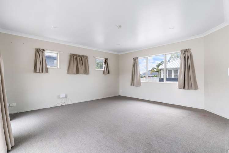 47B Stottholm Road Titirangi_4