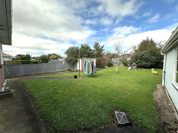 260 College Street West End_7