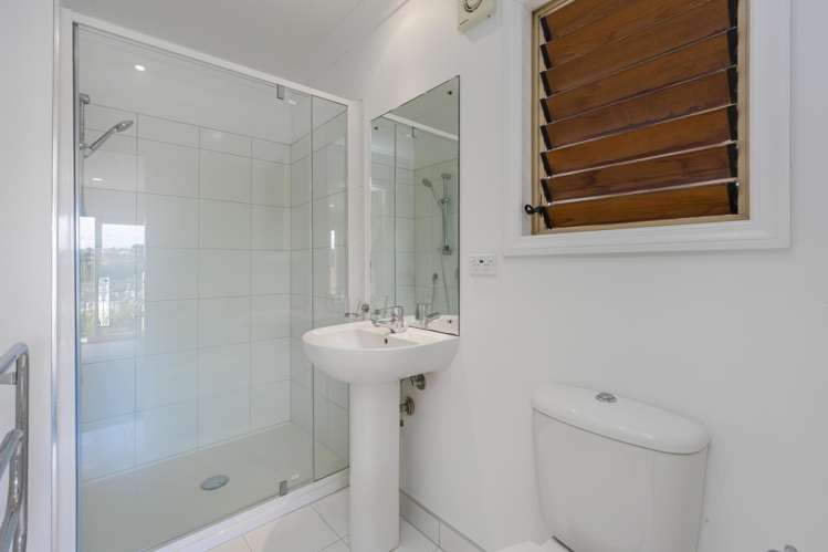 50 Voyager Drive Gulf Harbour_24