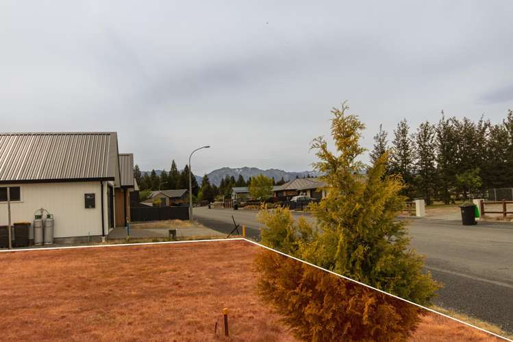 21 Irishman Drive Twizel_8