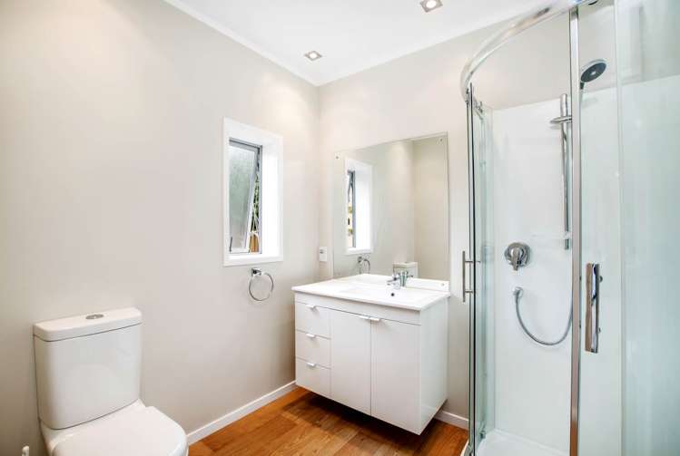 4 Alton Terrace Pakuranga Heights_17