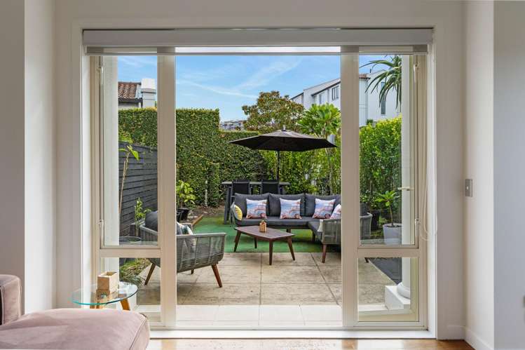 38 Genoa Way Albany Heights_24