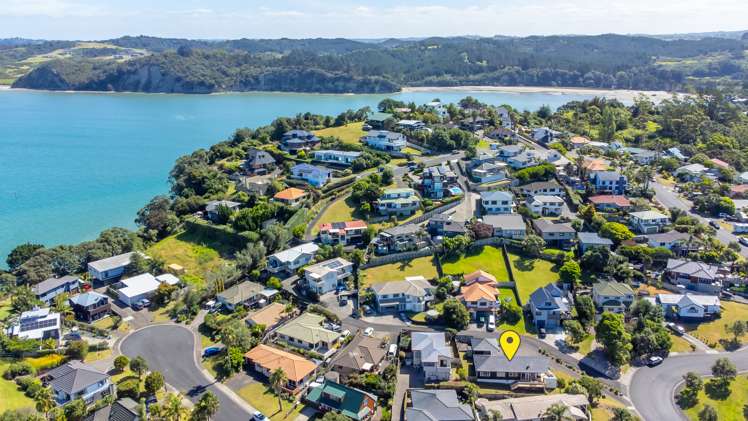 11 Kestrel Heights Arkles Bay_14