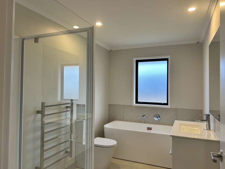 57 Anne Burton Warkworth_12