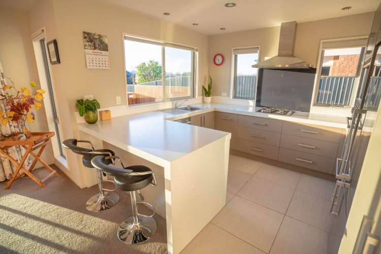 11 Wet Jacket Place Te Anau_2