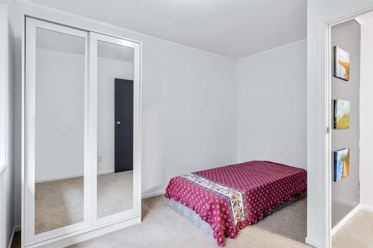 2/94 Kaurilands Road Titirangi_12