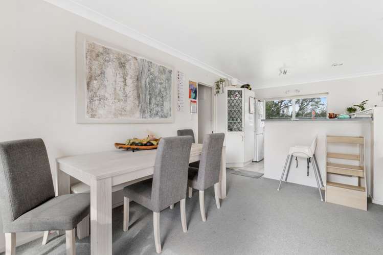 12 Centreway Road Orewa_11