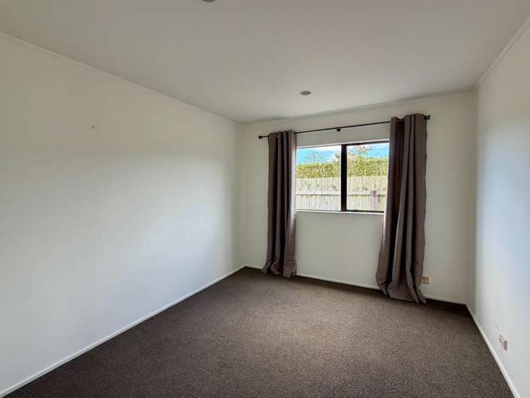 3/220 Riverhead Road Kumeu_7
