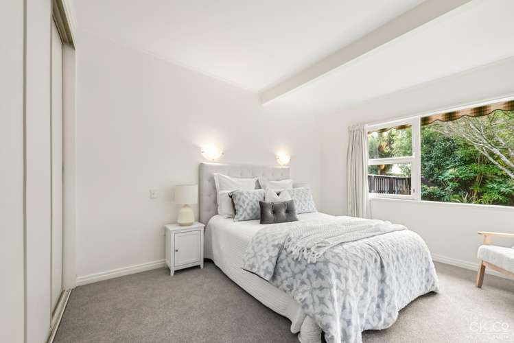 27 Penrose Street Woburn_10