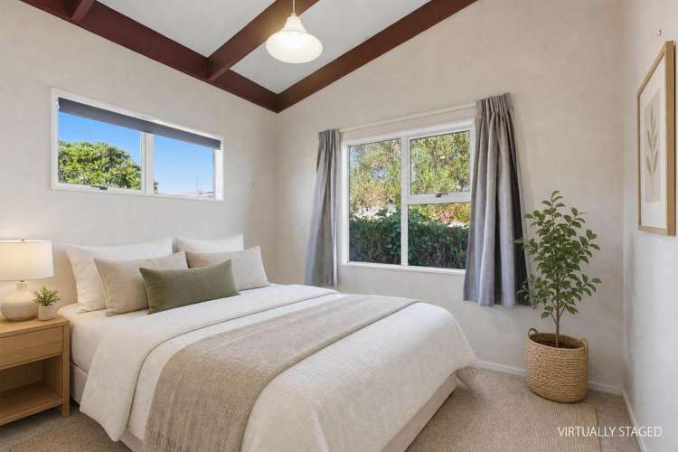 2/92a Ngamotu Road Spotswood_5