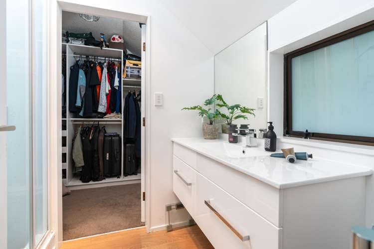 80 Amapur Drive Khandallah_13