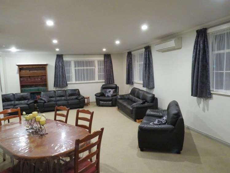 32 Albert Street Pahiatua_2