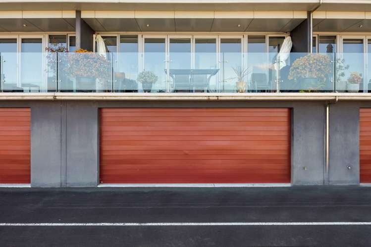 403/20 Hampton Downs Road Hampton Downs_1