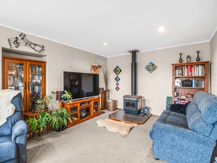 34 Carters Road Aranui_6