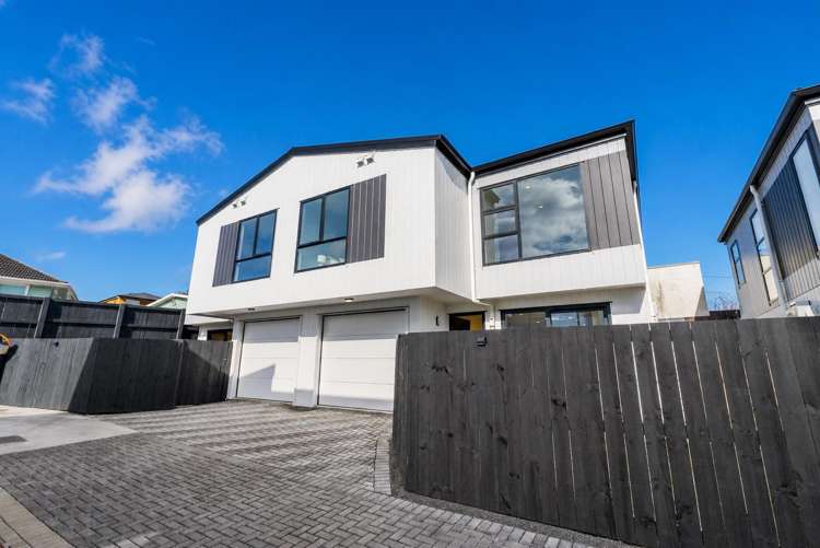 9 Kaikoura Street Henderson_3