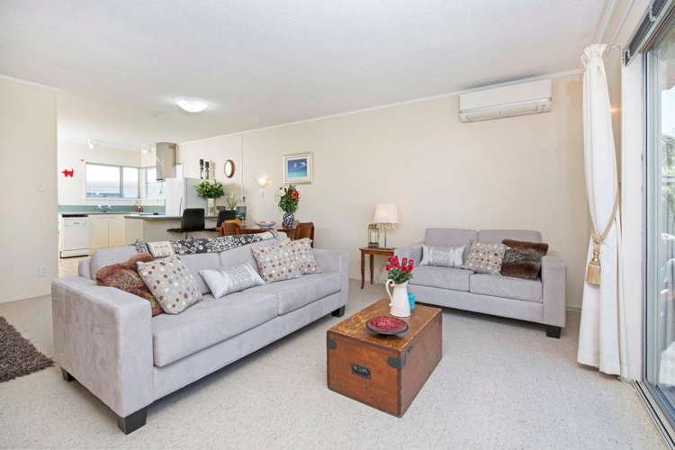 2/17 Vida Place Howick_5