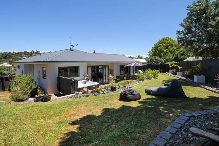 17 Donald Street Stanmore Bay_22