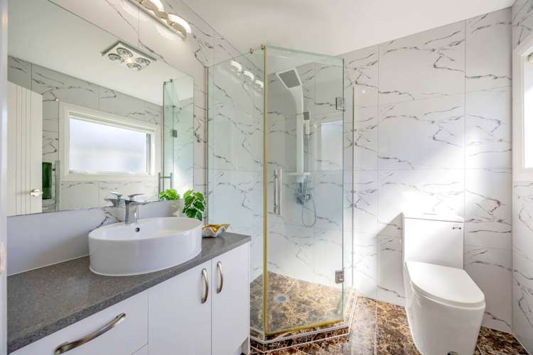 20 Bridget Court Red Beach_24