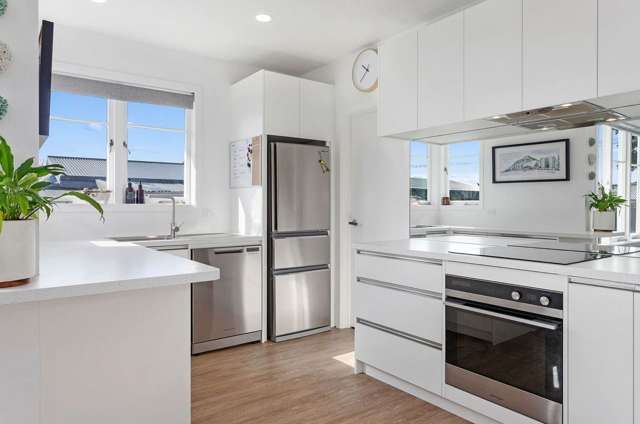 Stunning 3 Bedroom family home with 2 bathrooms