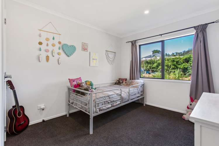 4 Armstrong Way Waiuku_10