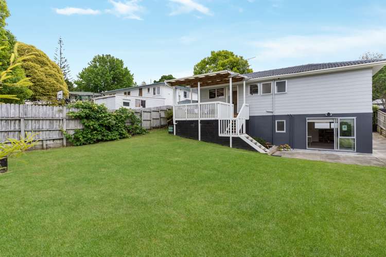 64 Vandeleur Avenue Birkdale_12