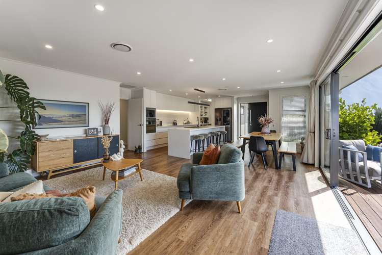 58 Katania Heights Brightwater_13