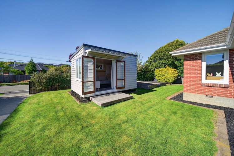 9 Stanbury Avenue Somerfield_29