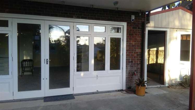 9 Pleasant Place Mellons Bay_16