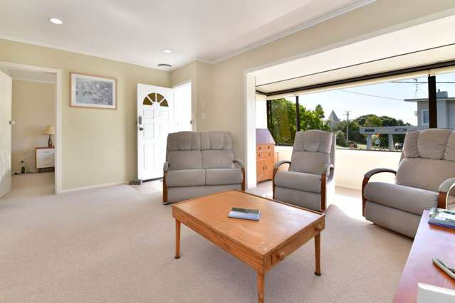 2/280 Beach Road Campbells Bay_4