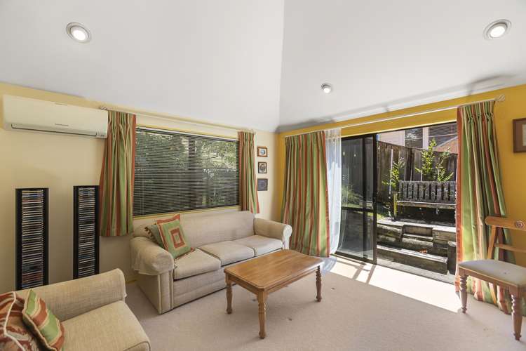 1/52 Rukutai Street Orakei_5