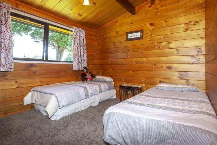 444 Onemana Drive Onemana_18