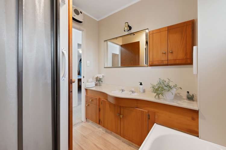 2/111 Kolmar Road Papatoetoe_8