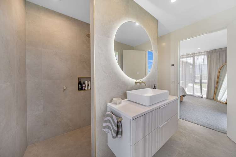 49 Pukutahi Drive Te Anau_19