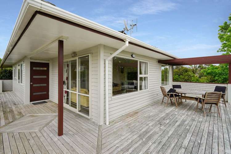 8 Torbay Heights Torbay_7