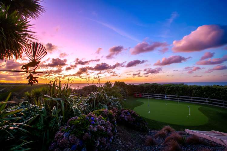 13 Washer Road Omata_23